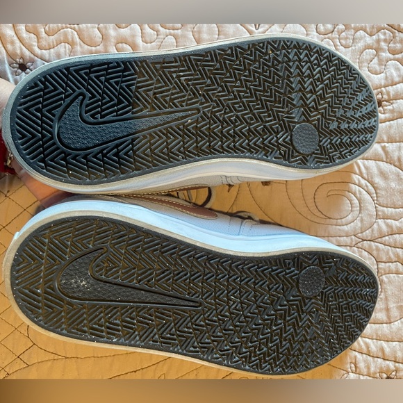 Nike SB Check Solarsoft Canvas Gray/Gold women’s Sz 7.5 - Picture 5 of 5